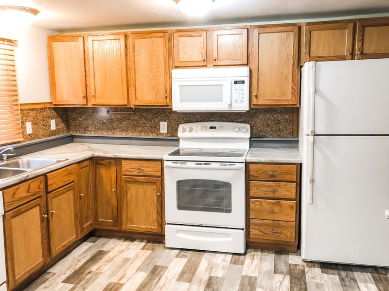 222 Central Ave, Kenneth, MN 56147