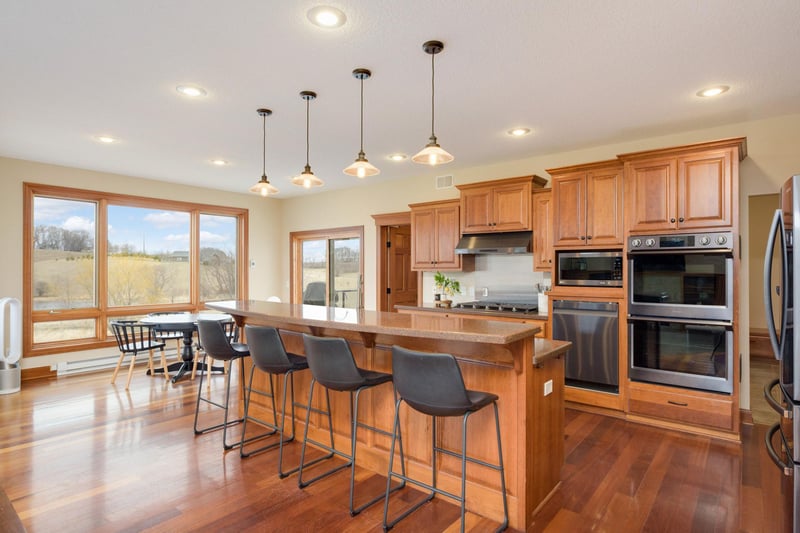 26251 Wyldewood Dr, Webster, MN 55088