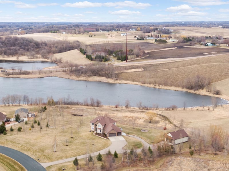 26251 Wyldewood Dr, Webster, MN 55088