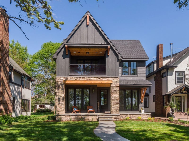 3233 E Bde Maka Ska Pw, Minneapolis, MN 55408