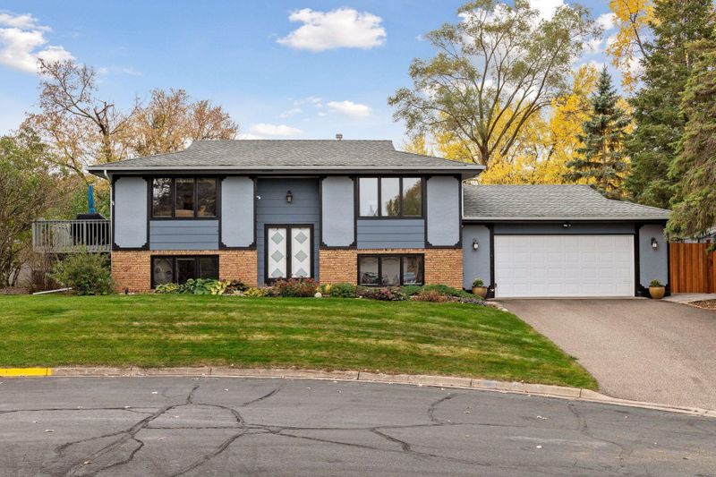 80 Alden Cir NE, Fridley, MN 55432