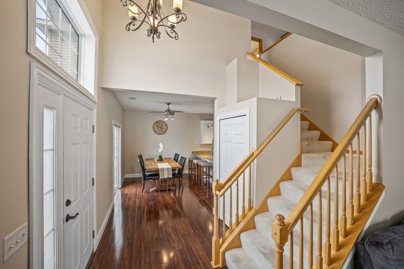 6887 Pine Crest Trl S, Cottage Grove, MN 55016