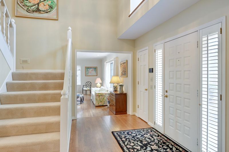 5227 Larada Ln, Edina, MN 55436