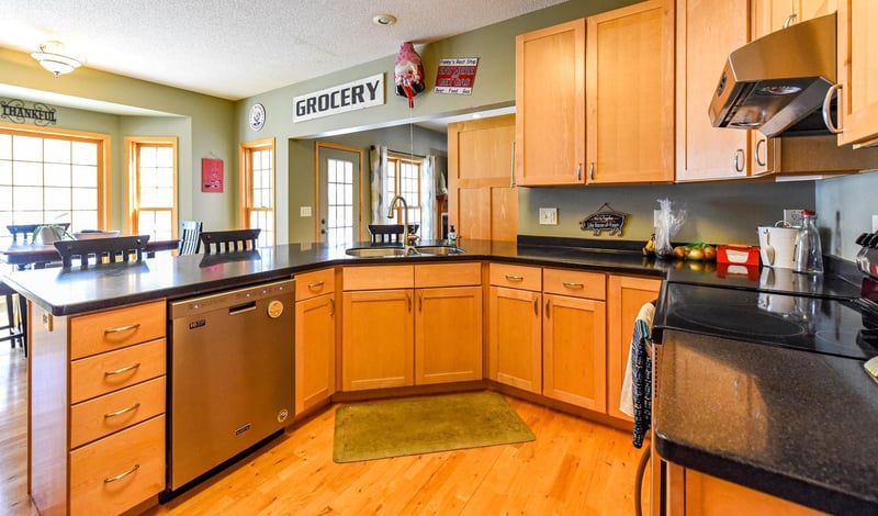 28904 Snowshoe Trl, Staples, MN 56479