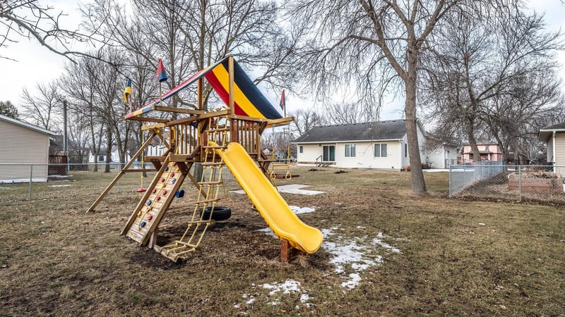 29080 Dickman Ave, Randolph, MN 55065
