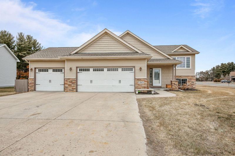 13843 3rd Ave S, Zimmerman, MN 55398