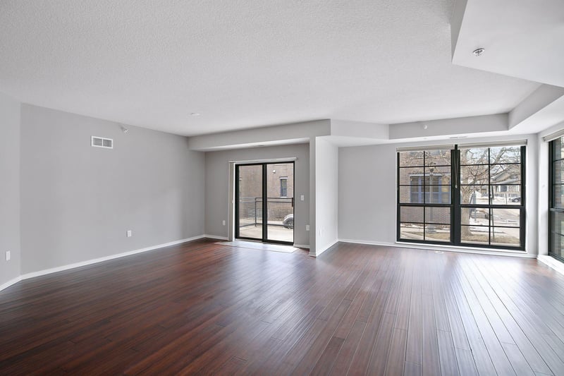 825 Berry St #111, Saint Paul, MN 55114