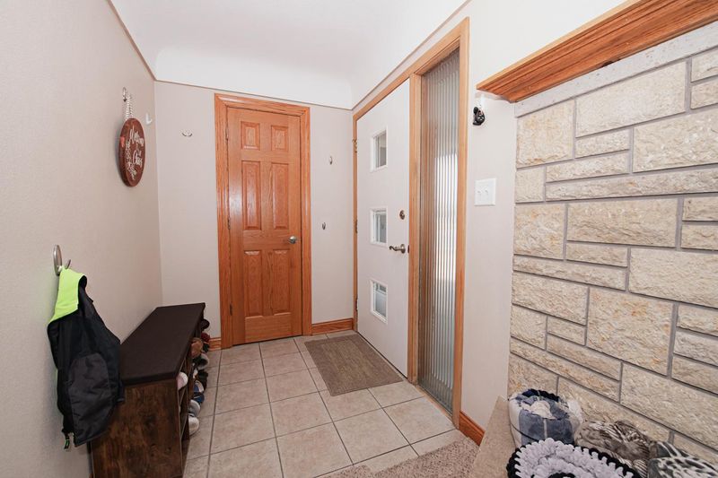 112 11th Ave N, Onalaska, WI 54650