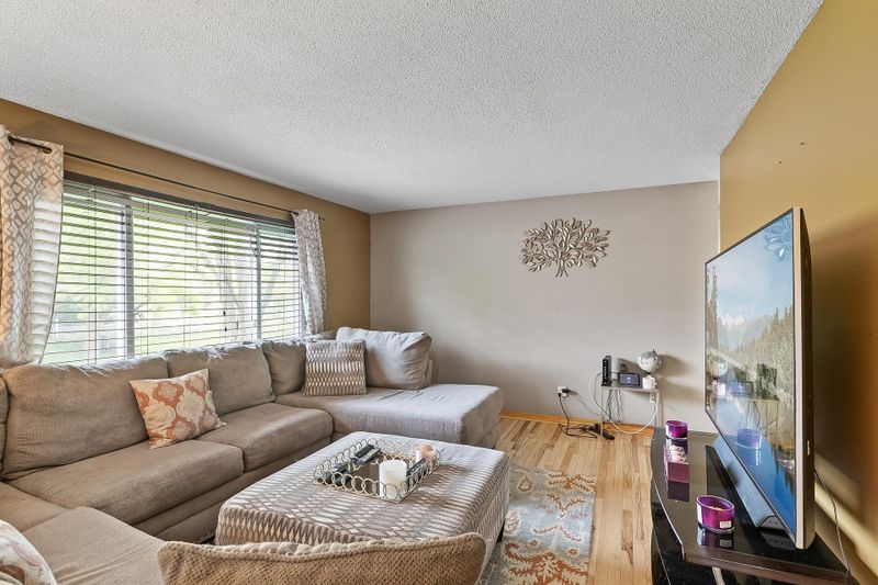 8452 Yates Ave N, Brooklyn Park, MN 55443