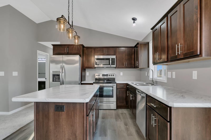 31021 Goldfinch Ln, Rockville, MN 56369