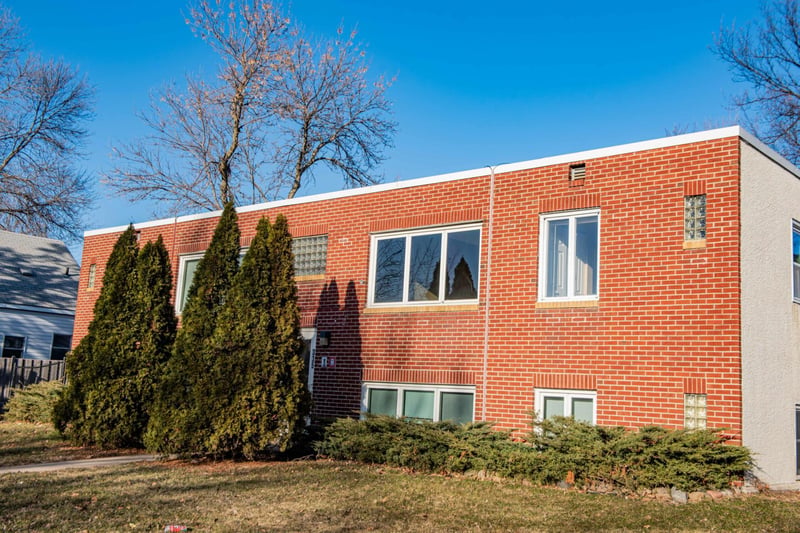 335 5th Ave S, South Saint Paul, MN 55075
