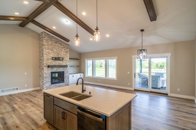 2154 Twiggy Dr NE, Stewartville, MN 55976
