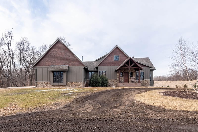 19680 Indian Lake Rd, Mankato, MN 56001