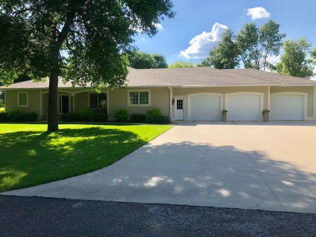 2 Rosemary Ln, Slayton, MN 56172