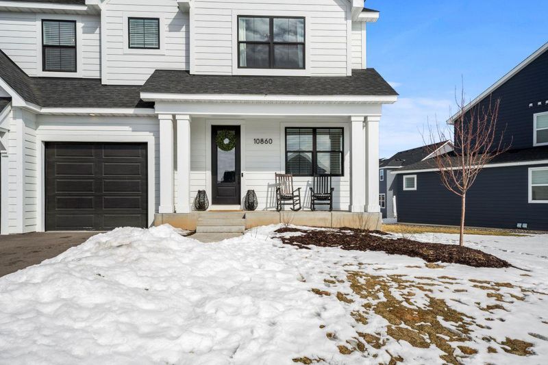 10860 38th Trl N, Lake Elmo, MN 55042