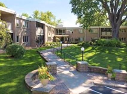 4380 Brookside Ct #203, Edina, MN 55436