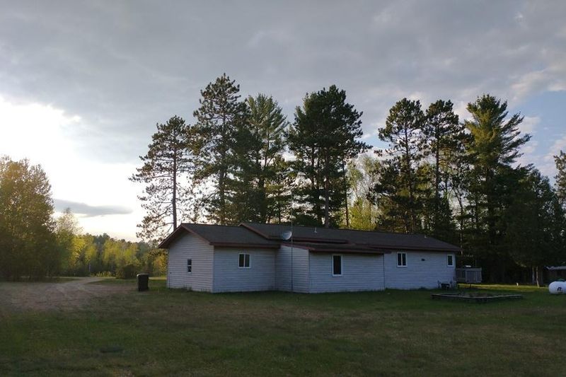 12716 Gilboe Rd, Hibbing, MN 55746