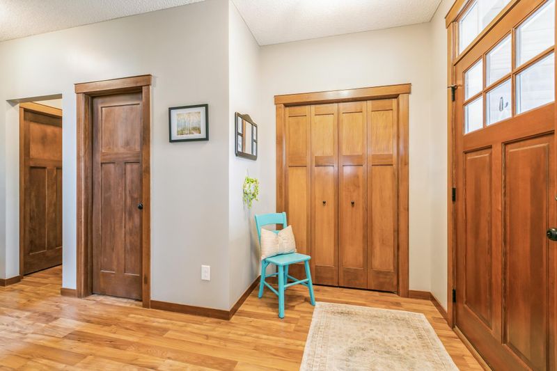 280 Greenway Dr, Delano, MN 55328