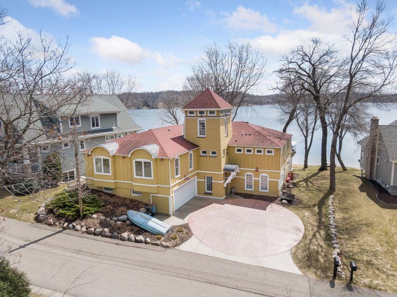 3637 S Cedar Dr, Excelsior, MN 55331