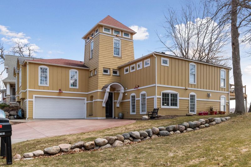 3637 S Cedar Dr, Excelsior, MN 55331