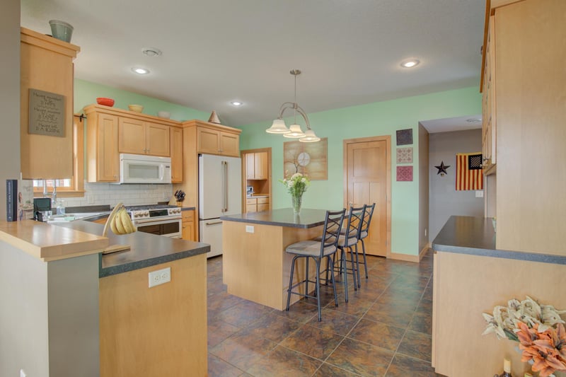 6939 30th St NE, Sauk Rapids, MN 56379