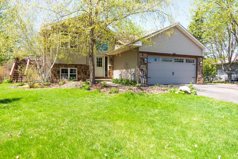 2691 Oakview Ln, Monticello, MN 55362