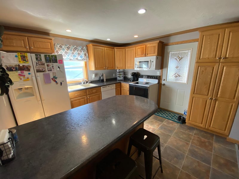 418 3rd St N, Browns Valley, MN 56219