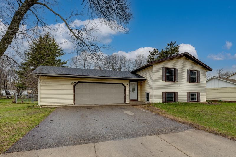 7525 Scott Ave N, Brooklyn Park, MN 55443