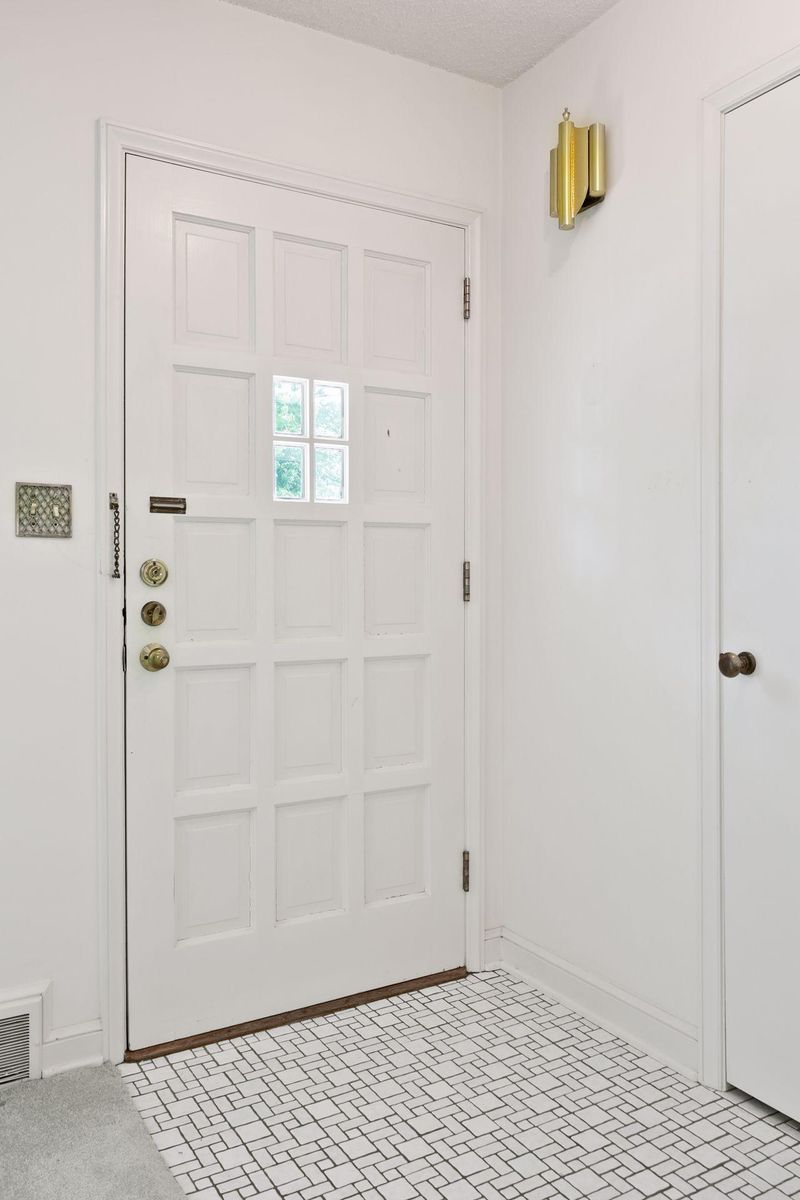 2749 Huntington Ave, Saint Louis Park, MN 55416