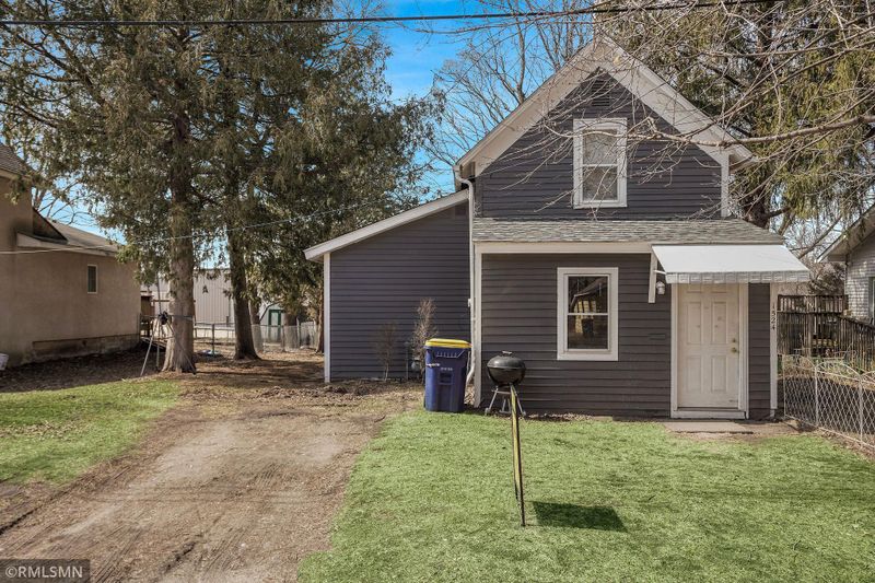 1524 Central Ave N, Faribault, MN 55021
