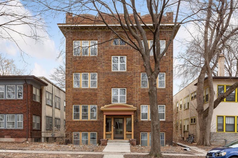 3129 Fremont Ave S #6, Minneapolis, MN 55408