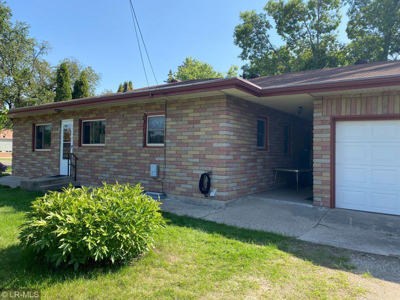 515 Northern Ave, Fergus Falls, MN 56537