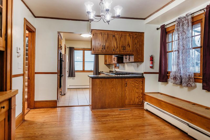 129 W University St, Owatonna, MN 55060