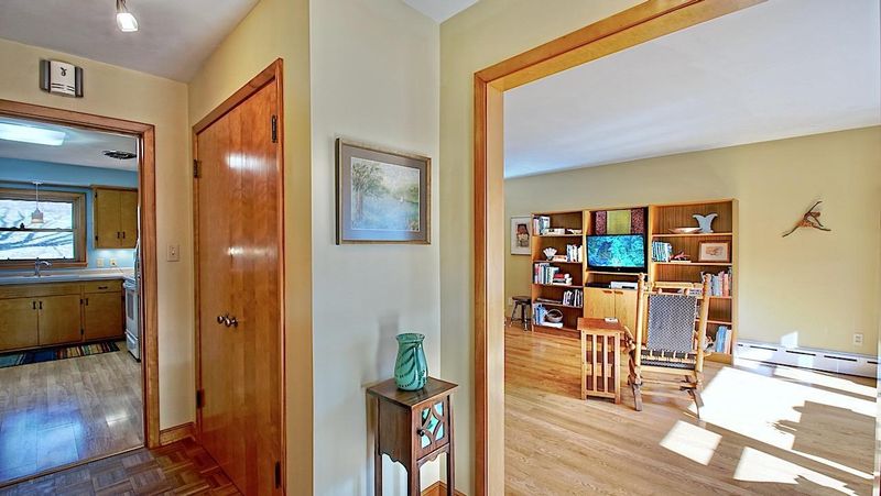 1606 Norwood St, Red Wing, MN 55066
