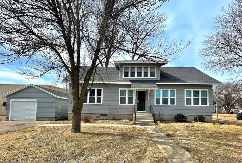 407 Main St S, Winnebago, MN 56098
