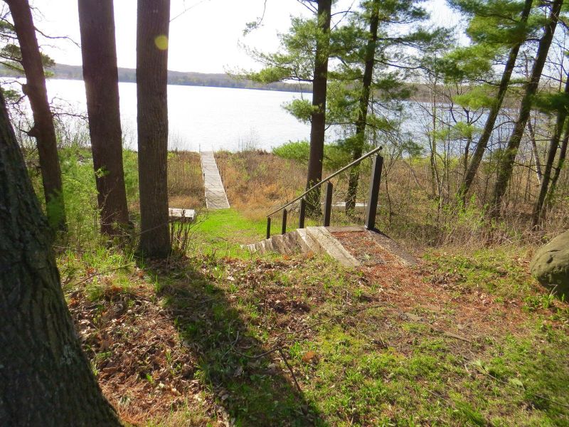 871 207th St, Dresser, WI 54009
