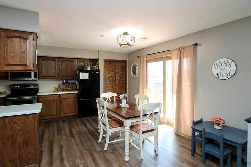 56 Century Ave SE, Hutchinson, MN 55350