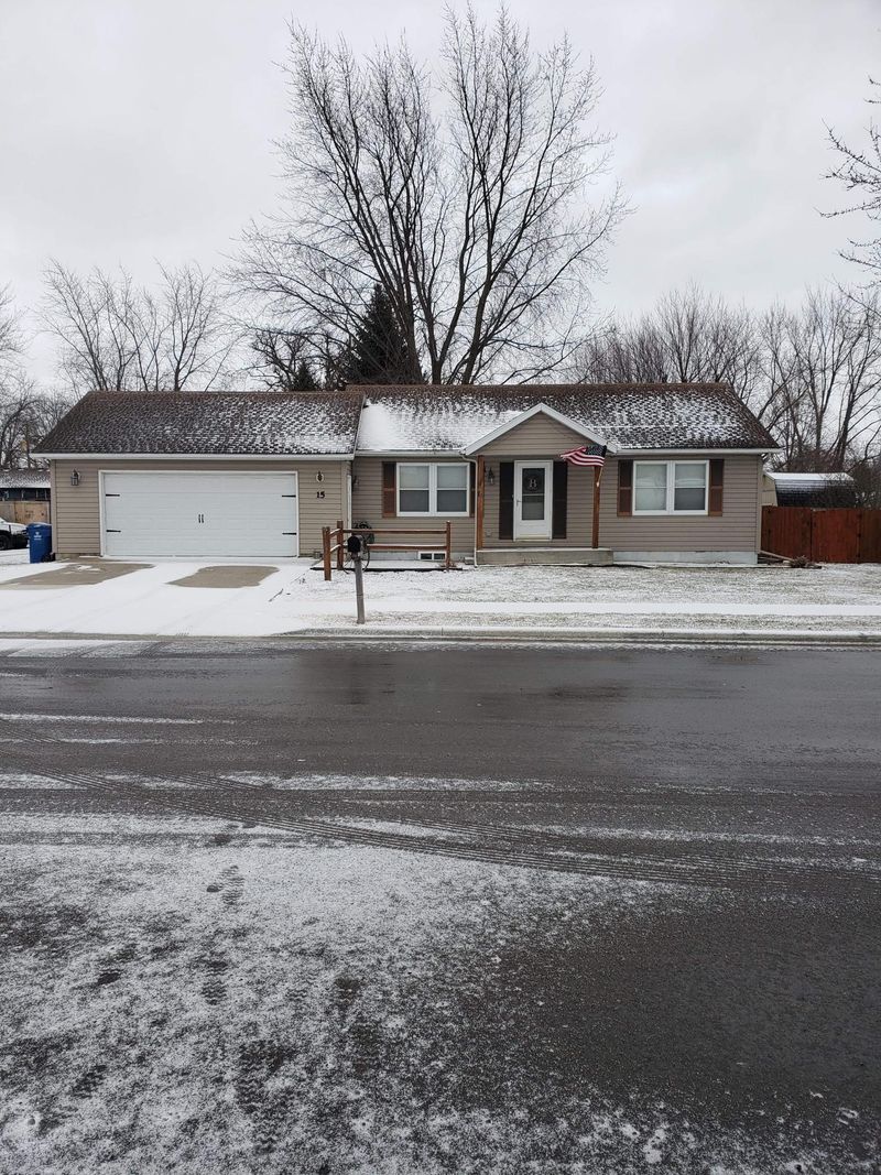 15 1st St SE, Dodge Center, MN 55927