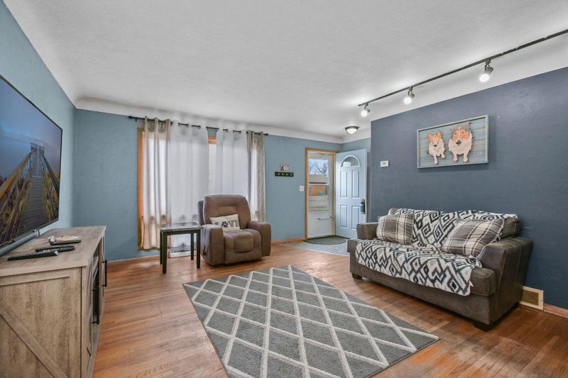 1720 3rd Ave, Newport, MN 55055