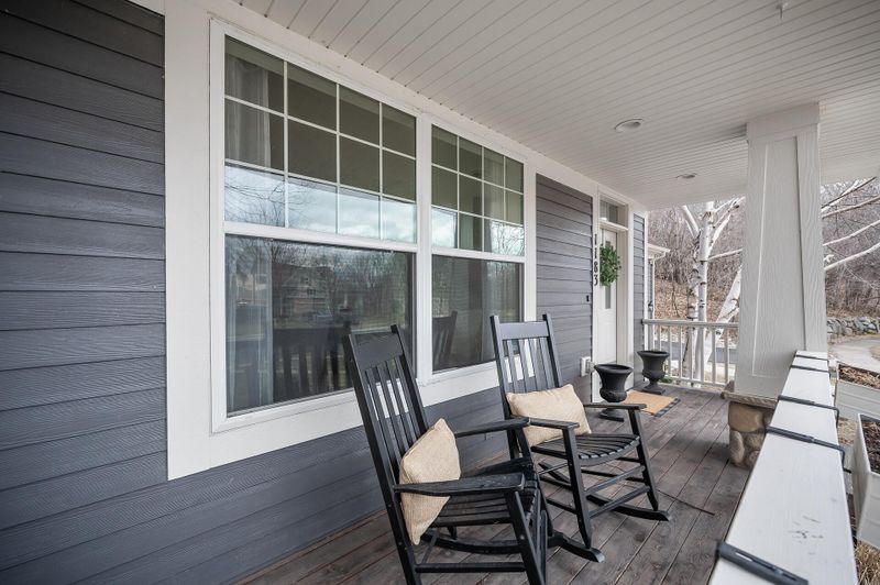 1183 Savanna Trl, Victoria, MN 55386