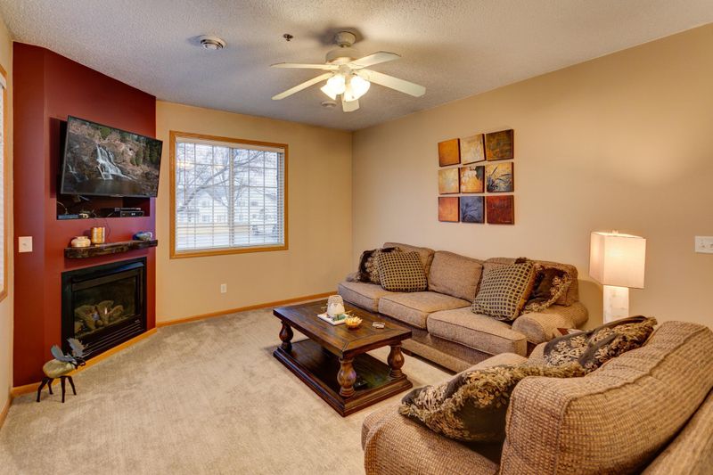 6311 28th Ave NW, Rochester, MN 55901