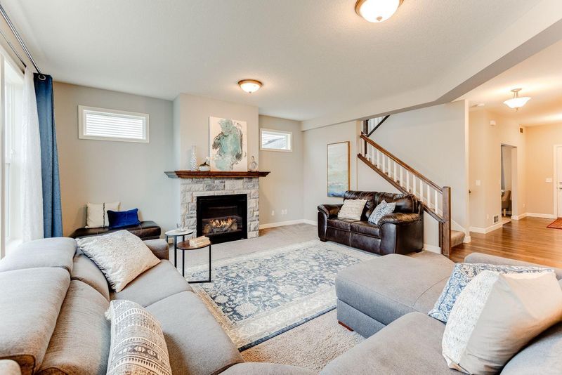 5191 Suntide Ps, Woodbury, MN 55129