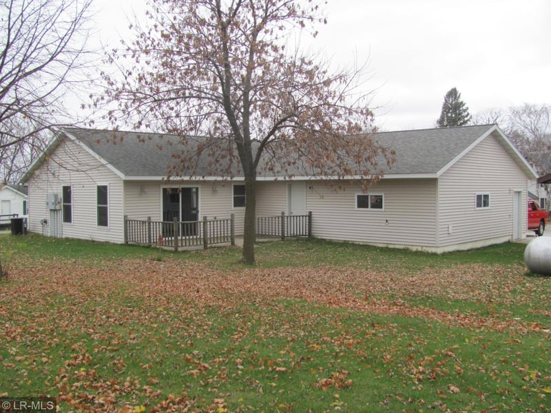 302 Prospect St, Bluffton, MN 56518