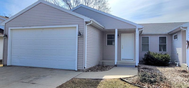 501 Clyde St, West Concord, MN 55985