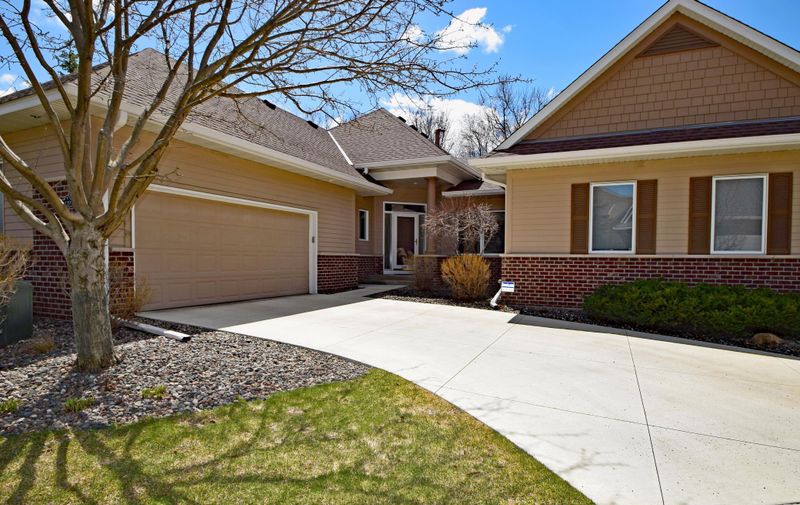 11323 Clarion Way, Minnetonka, MN 55343