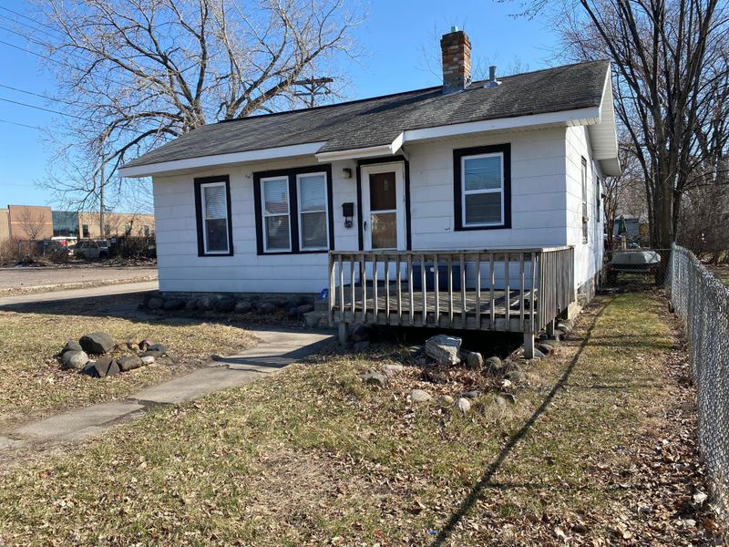 615 46th Ave N, Minneapolis, MN 55412