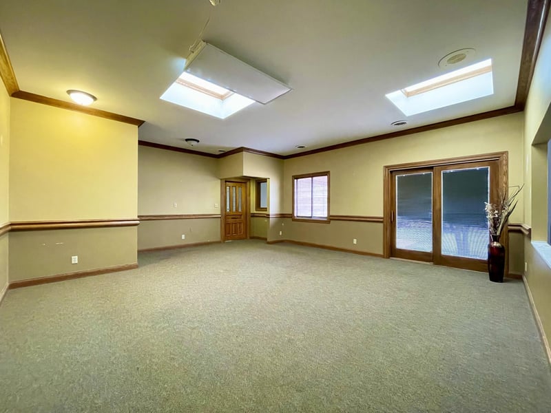 999 50th Ave NE, Columbia Heights, MN 55421