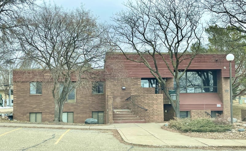 999 50th Ave NE, Columbia Heights, MN 55421