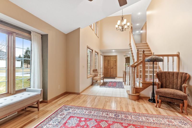 1345 Woodcrest Ave, Shoreview, MN 55126