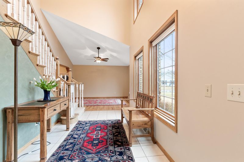 1345 Woodcrest Ave, Shoreview, MN 55126